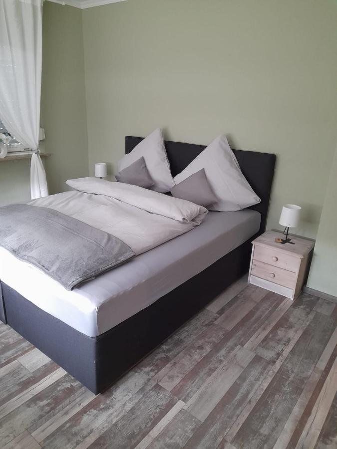 Ferienwohnung Pickel Kottenheim Dış mekan fotoğraf
